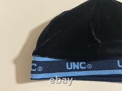 Chapeau vintage rare des Tar Heels de Caroline UNC des années 90 avec logo de crâne et vague - Neuf, officiel, Corée