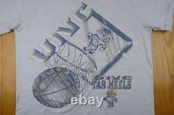 Chemise Tar Heels vintage en taille L de Magic Johnson T's UNC North Carolina Basketball