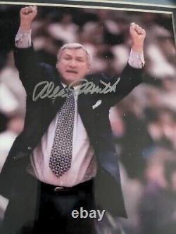 DEAN SMITH a signé UNC Tar Heels Basketball 8x10 Photo ENCADRÉ BAS COA