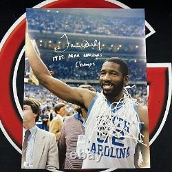 James Worthy a signé et dédicacé une photo 11x14 UNC Tar Heels Autographed Steiner CX