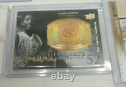 Lot d'autographes de James Worthy des Tar Heels de l'UNC