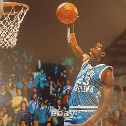 MICHAEL JORDAN UNC TARHEELS - Photo 8x10 signée avec certificat d'authenticité