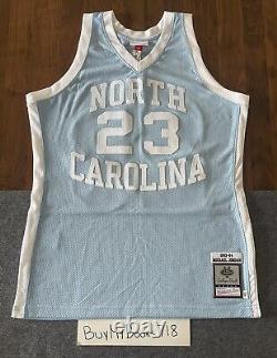 MITCHELL & NESS MAillot AUTHENTIQUE UNC 1983-84 de MICHAEL JORDAN Taille 44 (L)