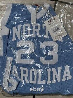 Maillot Michael Jordan UNC 1983-84 Mitchell & Ness Taille Homme M 300 $ MSRP NWT