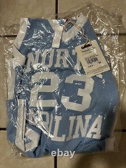 Maillot Michael Jordan UNC 1983-84 Mitchell & Ness Taille Homme M 300 $ MSRP NWT