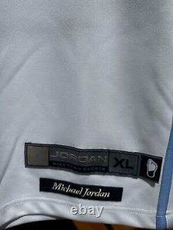 Maillot Nike Michael Jordan UNC Tar Heels #23 XL Légende du Collège LIVRAISON GRATUITE