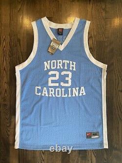 Maillot RARE Nike Authentic MICHAEL JORDAN #23 UNC North Carolina Tar Heels en taille 46 L