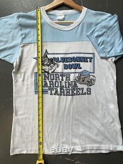 Maillot VTG UNC Tar Heels 1980 Bluebonnet Bowl en deux tons minces Taille M