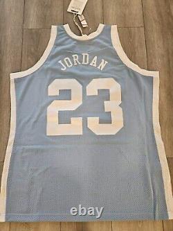 Maillot authentique Mitchell Ness M&N de Michael Jordan des Tar Heels de Caroline du Nord UNC