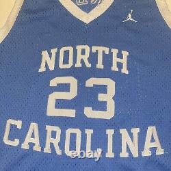 Maillot authentique Nike de Michael Jordan UNC Tar Heels NCAA bleu pour hommes XL