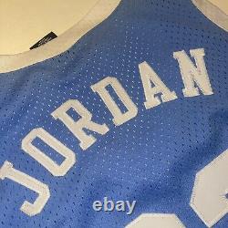 Maillot authentique Nike de Michael Jordan UNC Tar Heels NCAA bleu pour hommes XL