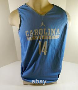 Maillot d'entraînement bleu et blanc utilisé lors d'un match des North Carolina Tar Heels UNC n°14 en taille L 619