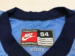 Maillot de football Nike UNC Tar Heels #60 utilisé en match, taille 54, cousu, porté, NCAA, USA