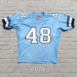 Maillot de football des North Carolina Tar Heels des années 90 porté lors de jeux en Nike Pro Cut Sewn