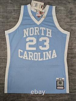 Mitchell & Ness Maillot Authentique North Carolina Tar Heels Michael Jordan Taille L