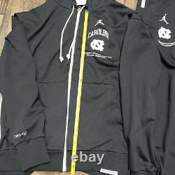 Nike Air Jordan UNC Tarheels 2024 Blackout Dri Fit Elite Échauffement & Casquette New Era