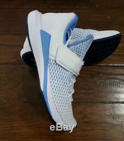 Nike Mens Jordan Trainer 3 Unc Tarheels Taille 10.5 Ar1391 100 Blanc Sans Couvercle