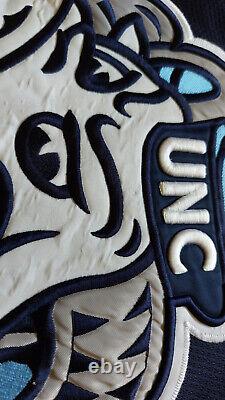 Potentiel de la Caroline du Nord de Jordan Baby Blue NCAA Colosseum XL Tar Heels