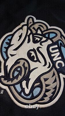 Potentiel de la Caroline du Nord de Jordan Baby Blue NCAA Colosseum XL Tar Heels