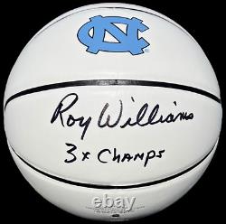 Roy Williams a signé le ballon de basketball Nike North Carolina Tar Heels Logo Unc Jsa