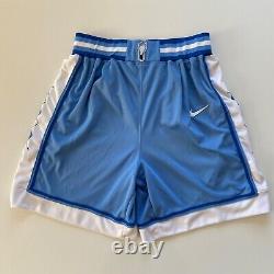 Shorts Swoosh de basketball Nike North Carolina Tar Heels des années 90 pour hommes taille 36 USA