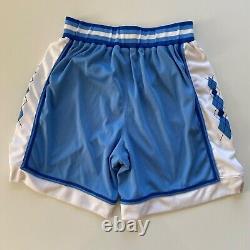 Shorts Swoosh de basketball Nike North Carolina Tar Heels des années 90 pour hommes taille 36 USA