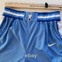 Shorts Swoosh de basketball Nike North Carolina Tar Heels des années 90 pour hommes taille 36 USA