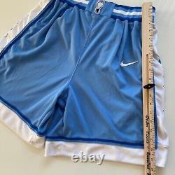 Shorts Swoosh de basketball Nike North Carolina Tar Heels des années 90 pour hommes taille 36 USA