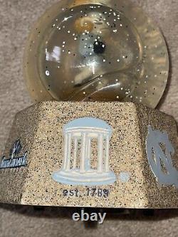 Snow Globe de la chanson de combat de musique Tar Heels de l'Université UNC de Caroline du Nord Vintage