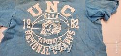 T-shirt Lot 82 93 des Tarheels de l'UNC pour le championnat national à point unique