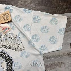 T-shirt North Carolina Tar Heels pour hommes taille XL vintage, couture unique des années 90, imprimé intégral, neuf avec étiquette.