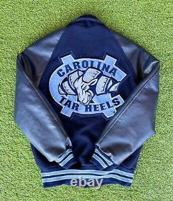 Taille petite veste de lettres North Carolina Tarheels