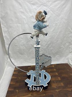 UNC North Carolina Tar Heels TRÉSORS COLLEGIENS SLAVES Rameses en mouvement