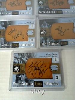 UNC Tar Heels UD Plancher Authentiques Lot d'Autographes Smith Reid Daugherty Perkins