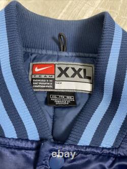 Veste bomber en satin vintage des années 90 Nike North Carolina UNC Tar Heels Taille XXL pour homme