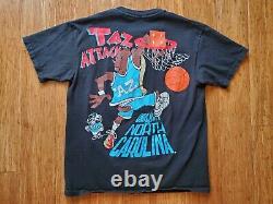 Vintage 90's Taz Attack Looney Tunes Unc Tar Tales Basketball T Shirt Taille L