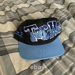 Vintage University Of North Carolina Tarheels Unc Graffiti Snapback Hat Tow Années 90