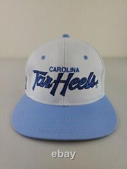 Vtg Sports Specialties Carolina TarHeels UNC Script Le chapeau snapback en serge