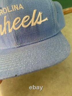 Vtg Unc Caroline Du Nord Tar Talons Script Sports Spécialités Chapeau Snapback